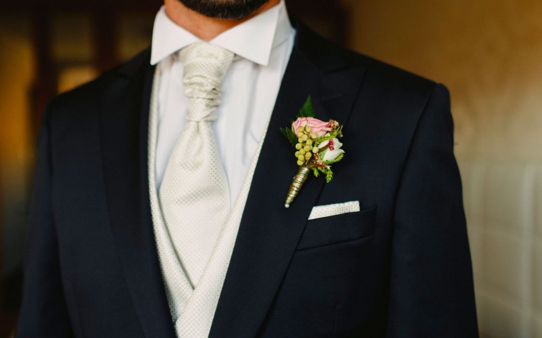 Last-Minute Wedding Suit? How Express Bespoke Tailoring Can Save Your Big Day
